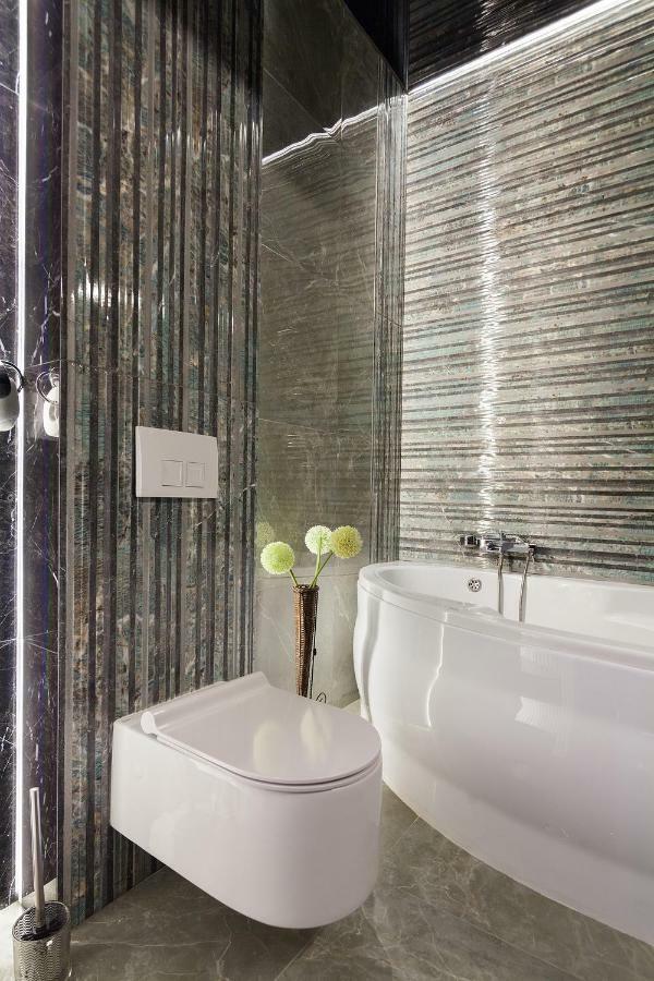 Delux Leopolli Apartments Near Shopping Mall Forum Lviv Kültér fotó