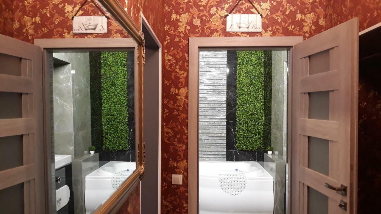 Delux Leopolli Apartments Near Shopping Mall Forum Lviv Kültér fotó
